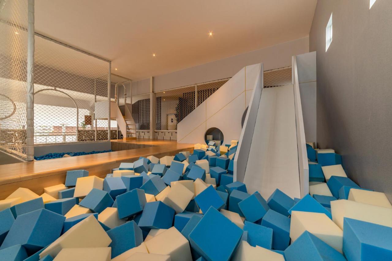 Kontena Hotel 3*